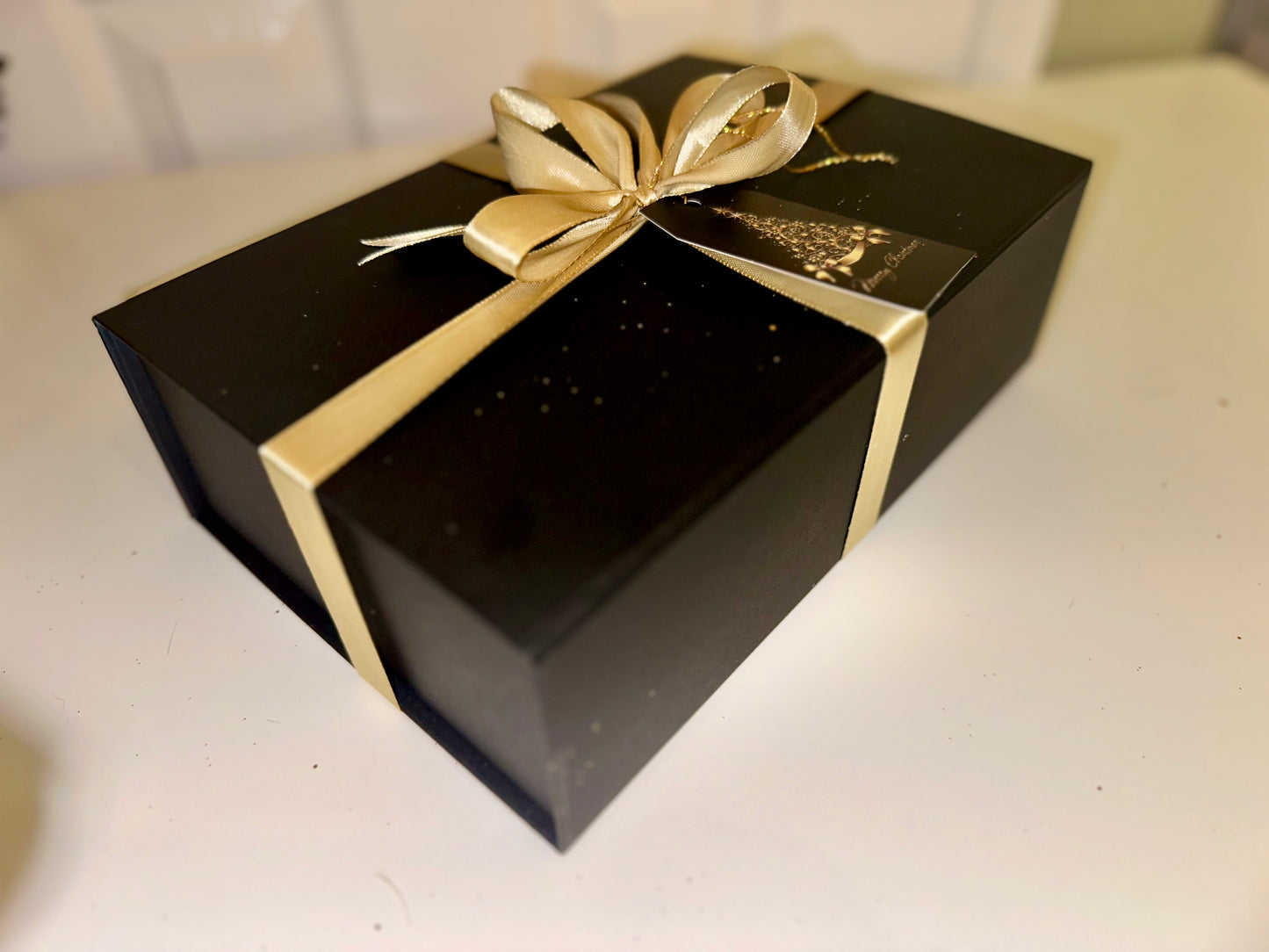 Christmas Gift Box – Premium Coffee Holiday Edition (Medium)