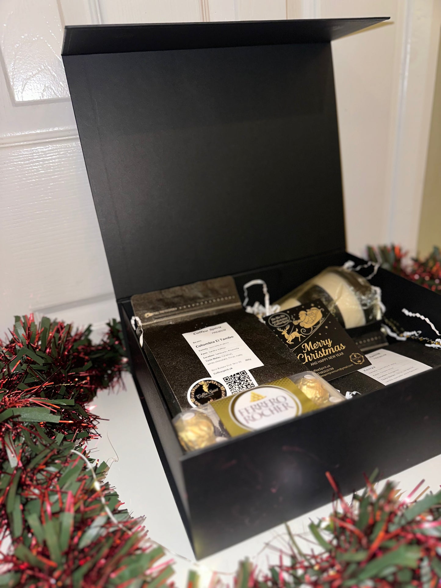 Christmas Gift Box – Premium Coffee Holiday Edition (Max)
